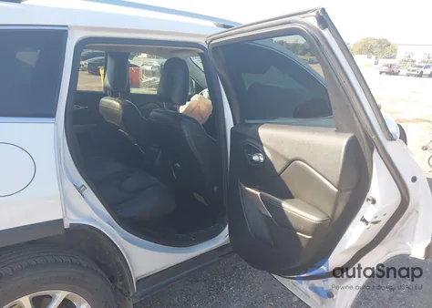 2017 Jeep Cherokee Latitude Fwd from USA, damaged, VIN 1C4PJLCS2HD233330